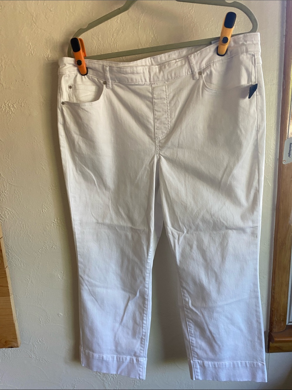 Tribal White Men’s Straight-Leg Chinos